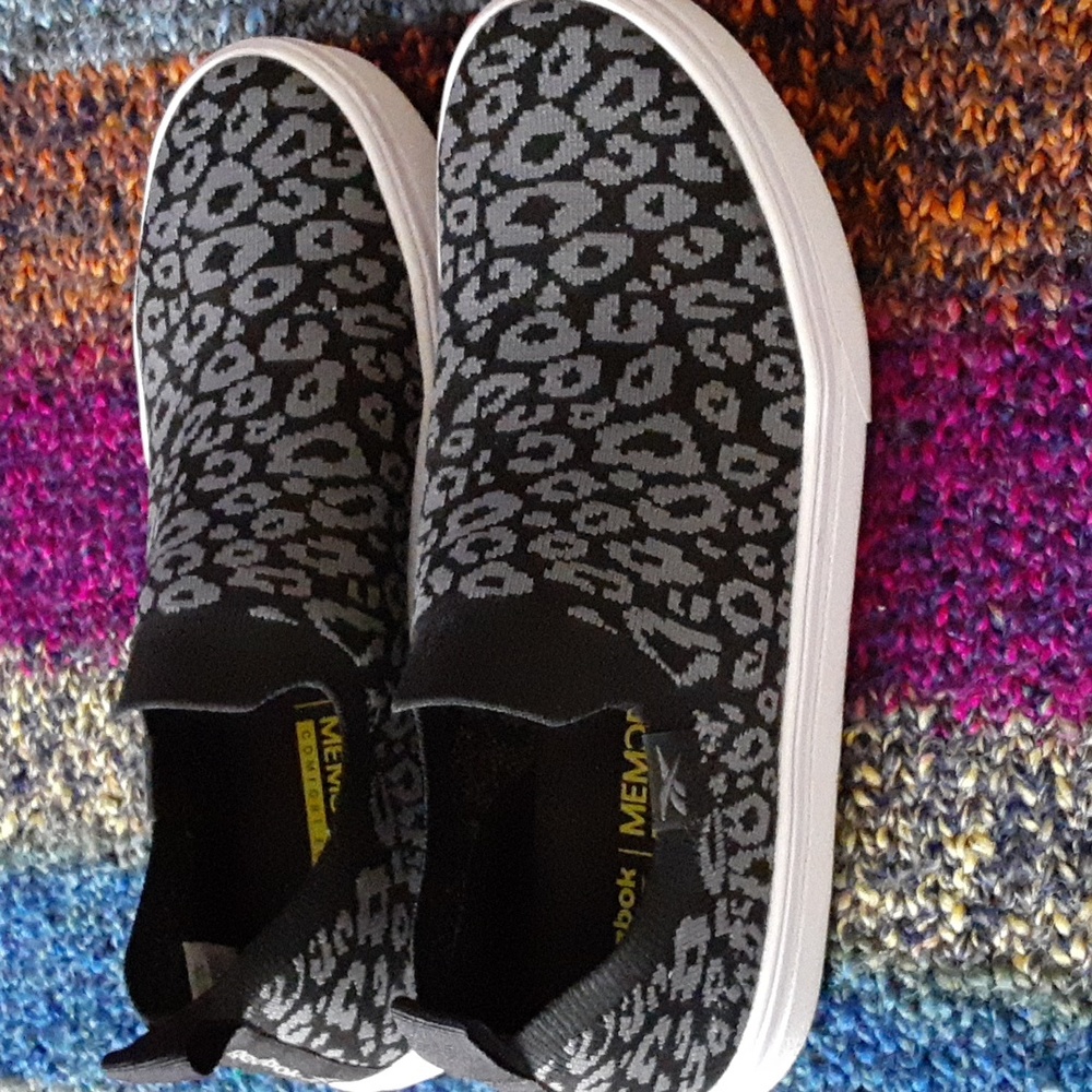 Reebok slip on sneakers